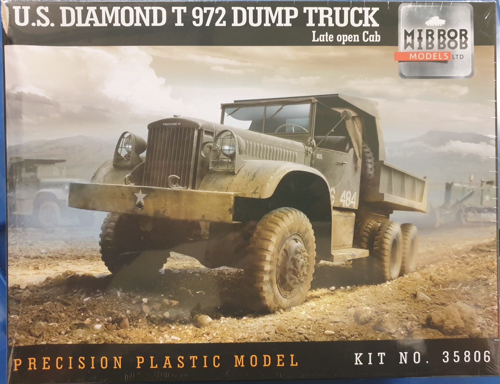 Mirror Models no. 35806 U.S. Diamond T 972 Dump Truck Late open Cab 1/35
