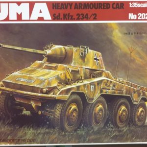 Italeri 202 Puma Heavy Armoured Car Sd.Kfz. 234/2 1/35
