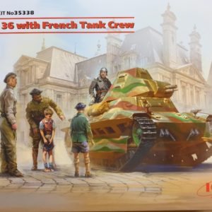 ICM 35338 FCM 36 with French Tank Crew 1/35