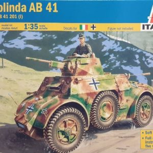 Italeri 6442 Autoblinda AB 41 1/35