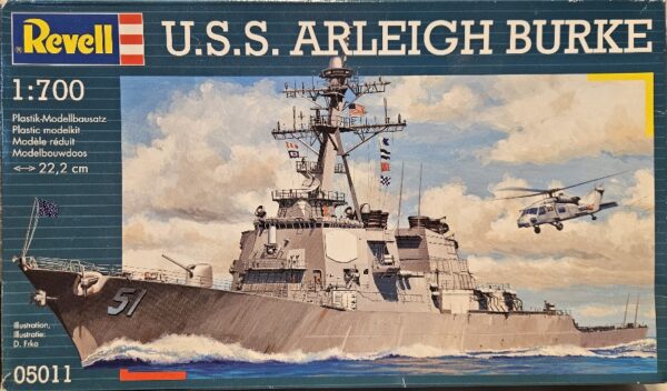 Revell 05011 U.S.S. Arleigh Burke 1/700