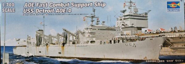 Trumpeter 05786 AOE Fast Combat Support Ship USS Detroit AOE-4 1/700