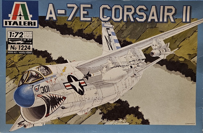 2 Italeri 1224 A-7E Corsair II 1/72