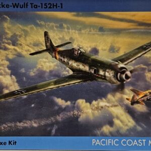 Pacific Coast Models PCM 32008 Luftwaffe Focke-Wulf Ta-152H-1 1/32