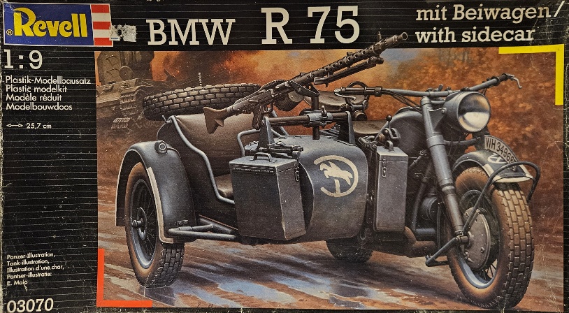 4 Revell 03070 BMW R 75 with Sidecar 1/9