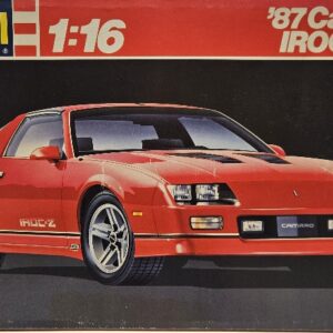 Revell 7471 '87 Camaro IROC Z-28 1/16