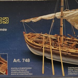 Panart 748 Armored Launch 1/16