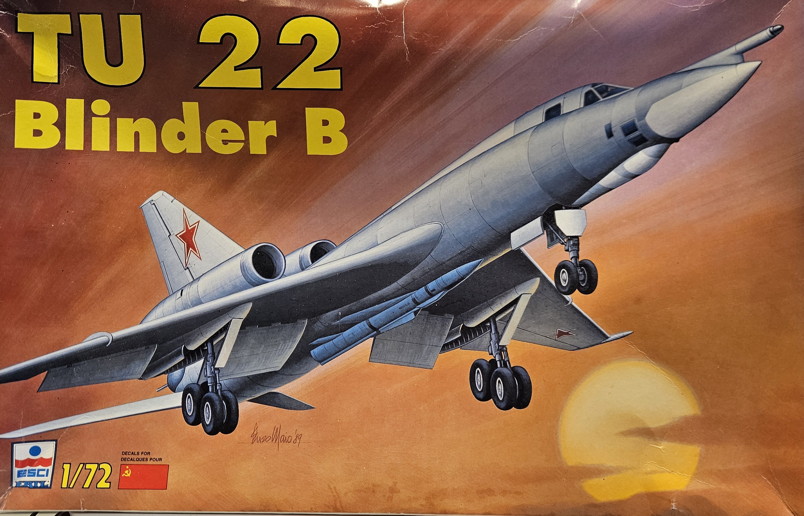Esci 9098 TU-22 Blinder B 1/72