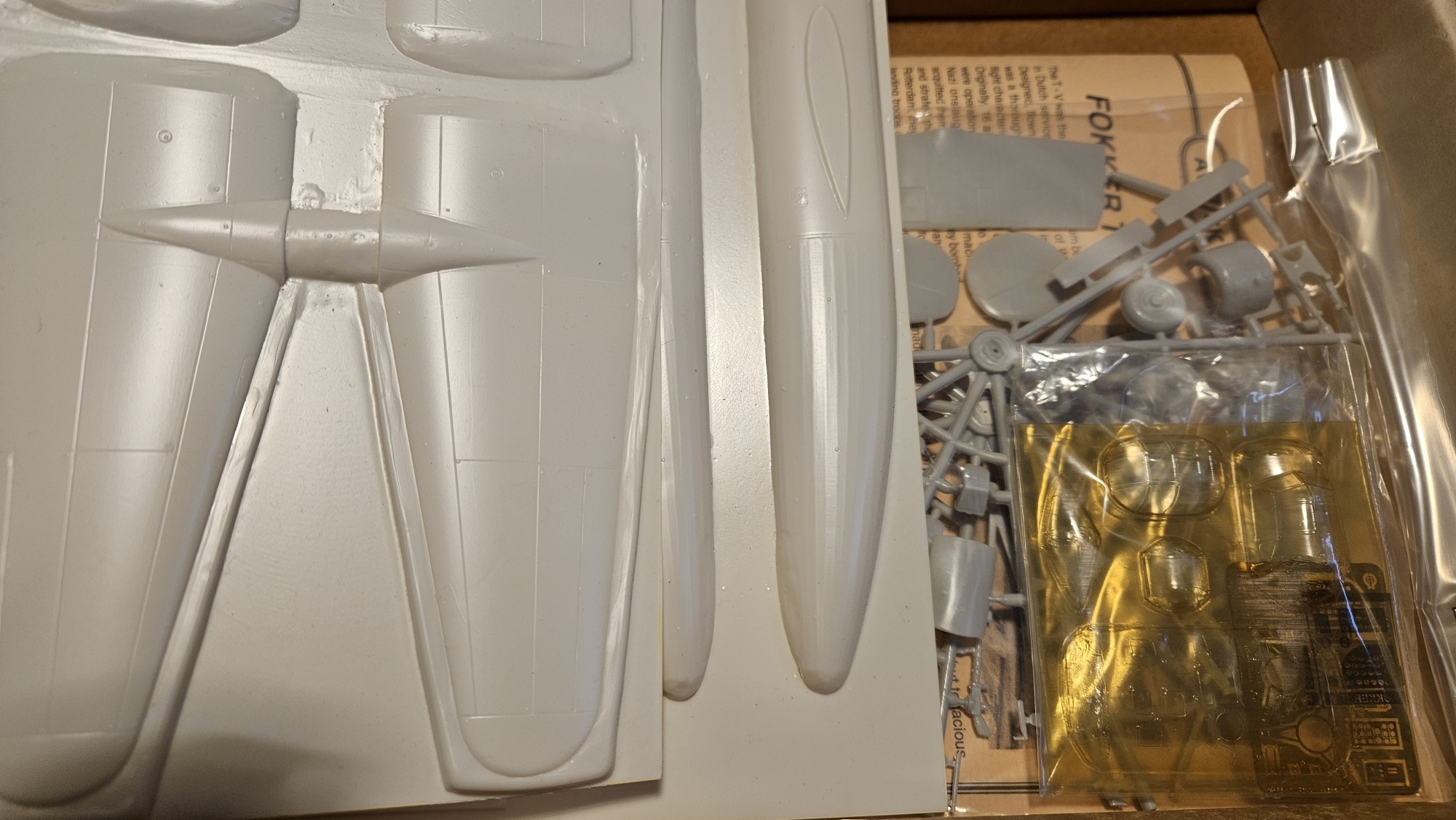 Aviation USK AV-2021 Fokker T-V Valiant Dutch Bomber of WWII 1/72 - Afbeelding 2