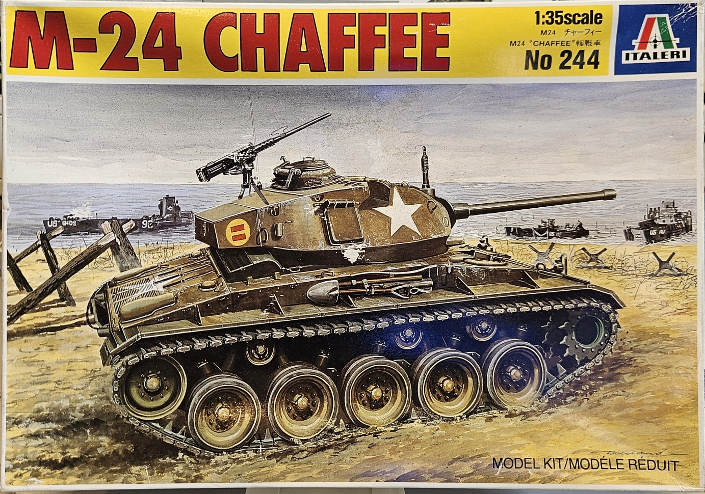 2 Italeri 244 M-24 Chaffee 1/35