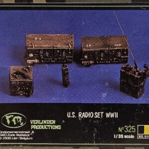 Verlinden Productions 325 U.S. Radio Set WWII 1/35