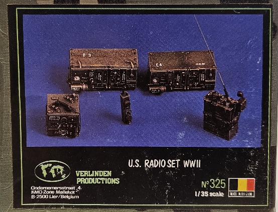 Verlinden Productions 325 U.S. Radio Set WWII 1/35