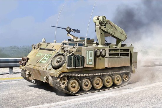 05 Academy 13568 M113 Fitter ARV 1/35