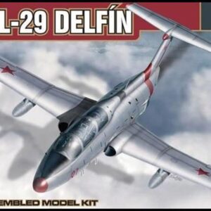 AMK 88002 Aero L-29 Delfin 1/48