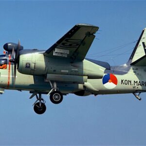 Hasegawa 02440 S2F-U Tracker met MLD Dutch Decal set 1/72